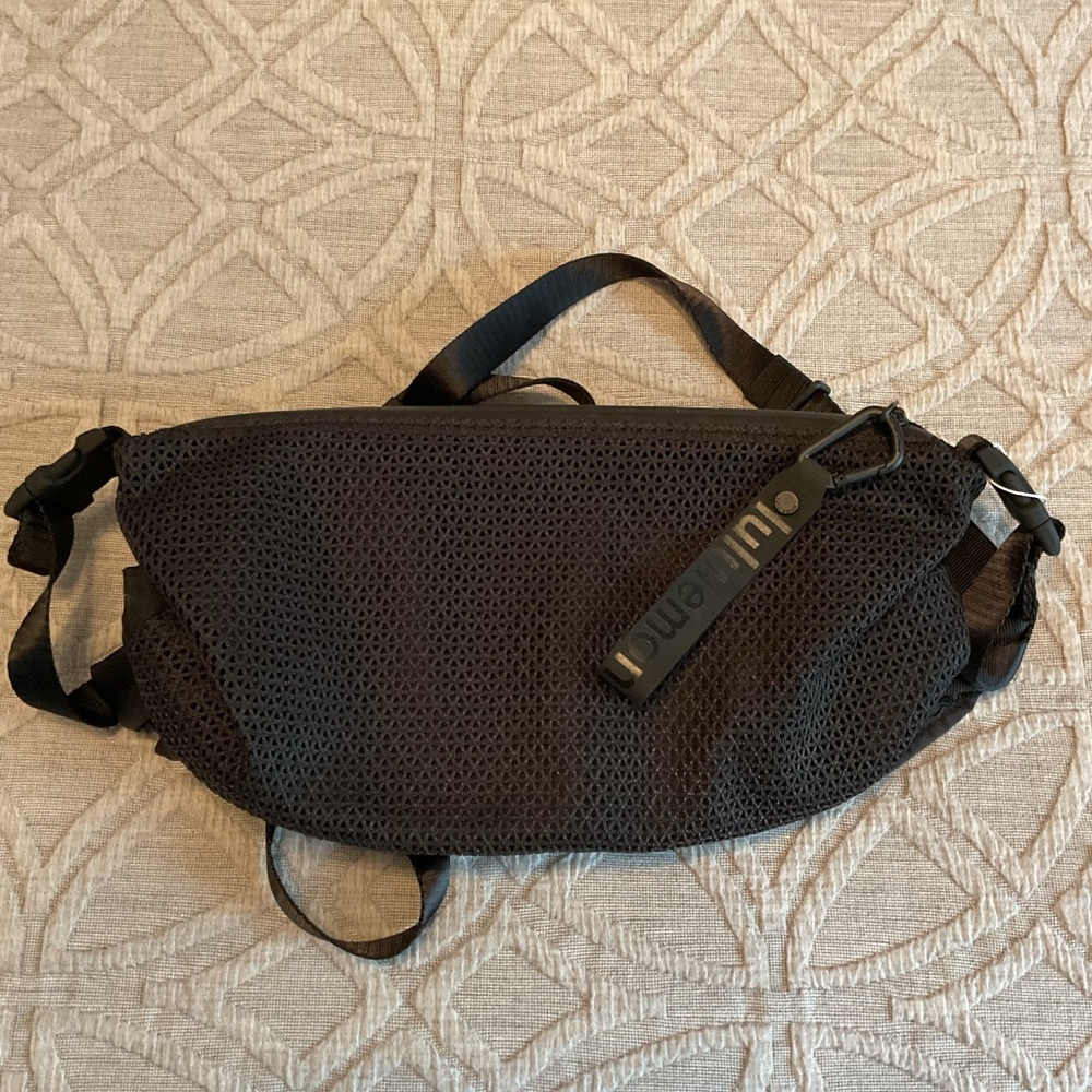 Lululemon All Hours Bag
